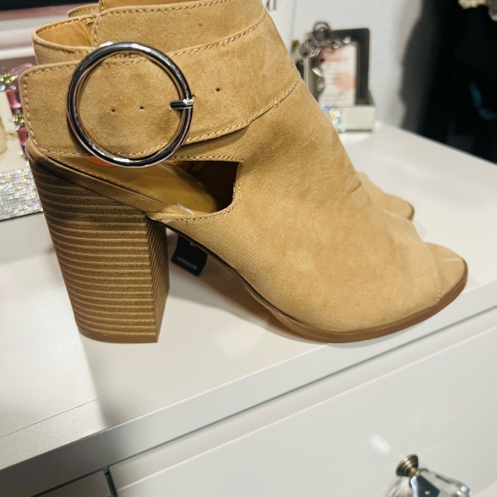 Express Tan Heeled Boots with Chunky Heel and Peep-Toe